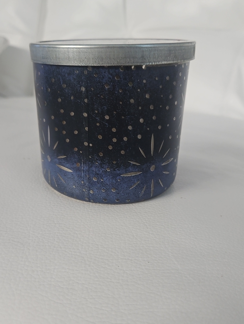 White Barn "Blueberry Pie" Scented Candle In Glass Jar With Metal Lid